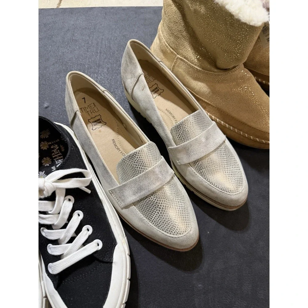 Women's Shoes Lot‎ Of 3 Size 7 Boots Loafers Sneakers
